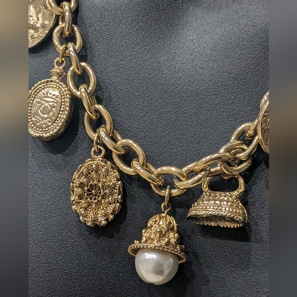 Vintage Statement Chunky Fob Golden Coin and Pearl Bead Necklace - Picture 8 of 13
